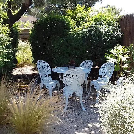 La Mathilde Bed & Breakfast 4*